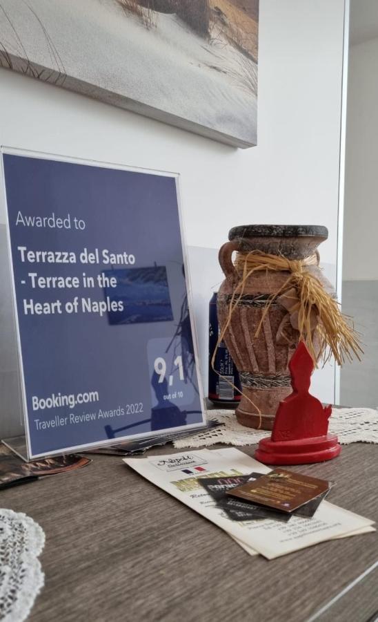 Terrazza Del Santo 2,0 - La Terrazza Nel Cuore Di Napoli Exteriör bild